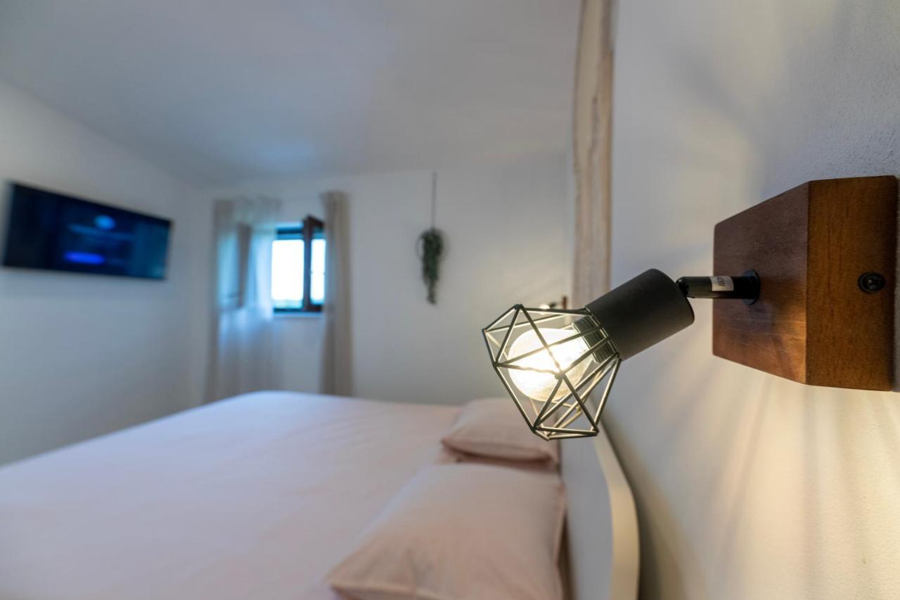 Tar-Vabriga 4 Elements - Luxury Family Apartments מראה חיצוני תמונה
